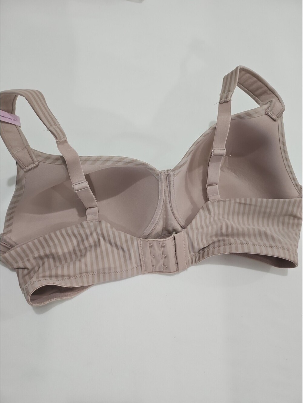 Playtex Secrets NoWire Bra Seamless No-Slip Comfort Strap Style4707 Size 36D NEW - Picture 2 of 5